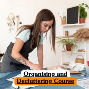 The imagery highlights critical functional management principles, focusing on psychological habit transformation, implementing the "one-in, one-out" methodology, optimizing residential square footage, and establishing daily maintenance routines.